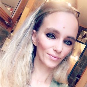 Meet your Posher, Alexandria